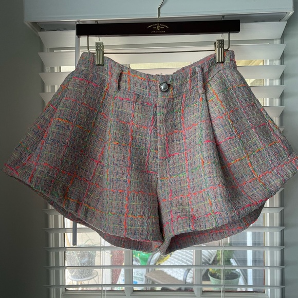 Akira Chic Pink Tweed Shorts NWT - Picture 2 of 4